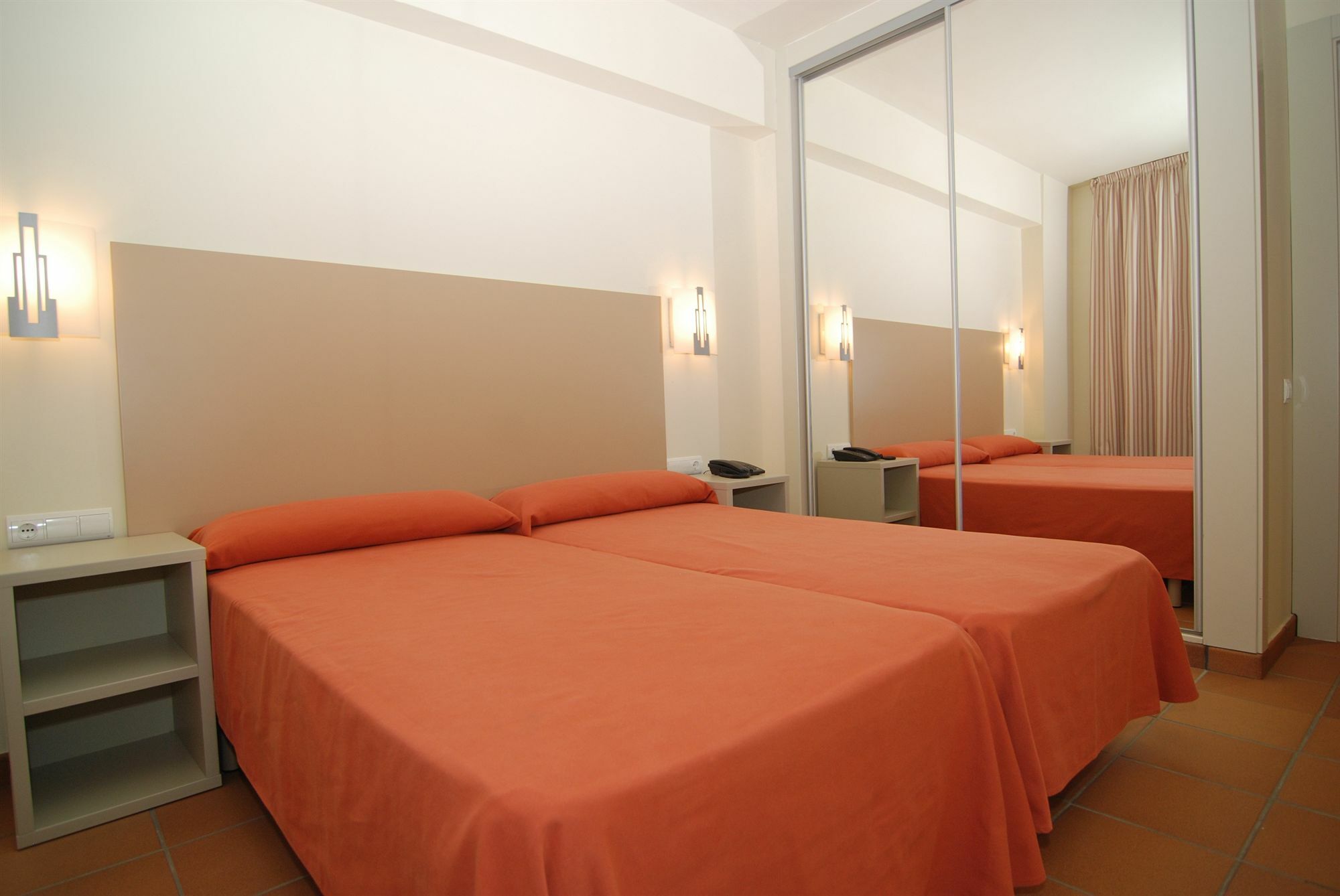 Aparthotel Ciutat De Palol Platja d'Aro Exterior photo